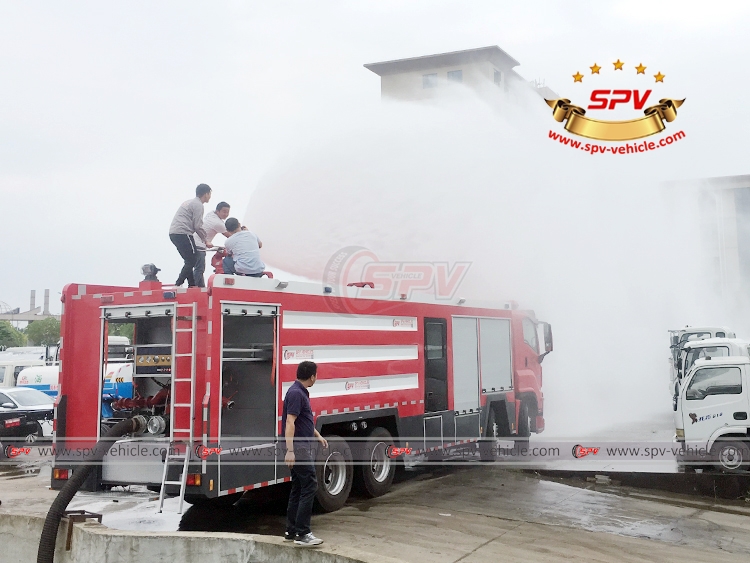 Fire Engine ISUZU - Water Testing - 3 Fire Engine ISUZU - Water Testing - 3